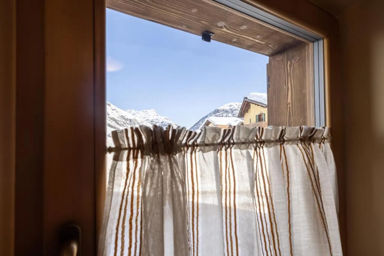 Baita Nicolo Apartment Livigno Italy