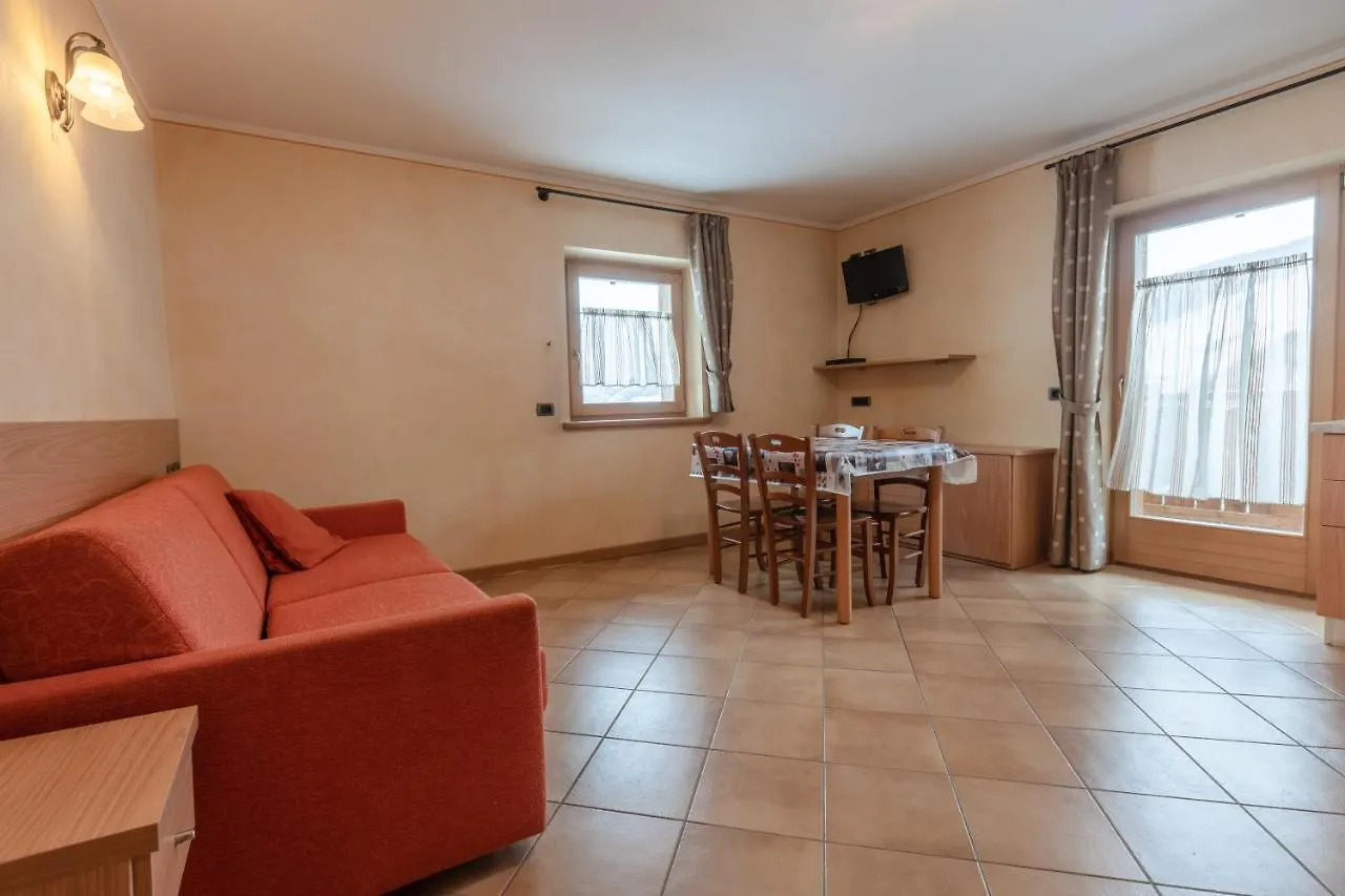 Baita Nicolo Apartment Livigno Italy
